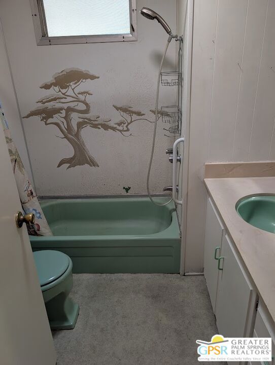 266 Araby Street Property Photo 4
