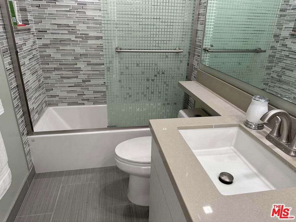 201 Ocean Avenue 302b Property Photo 5