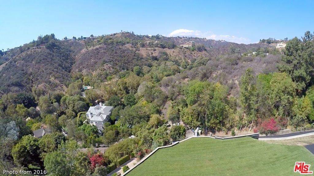 10550 Dolcedo Way Property Photo 2