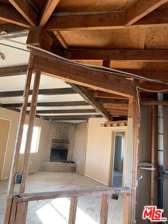 5059 1st Street Property Photo 8
