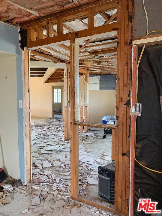 5059 1st Street Property Photo 13