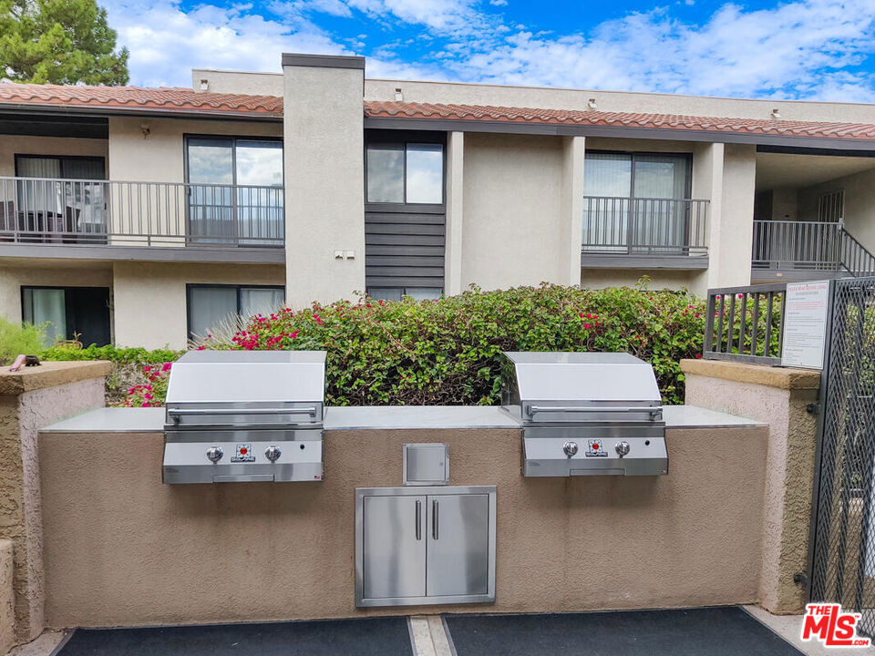 31200 Landau Boulevard 806 Property Photo 5