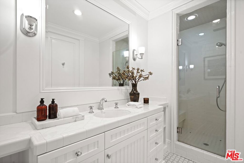 7335 Birdview Avenue Property Photo 64