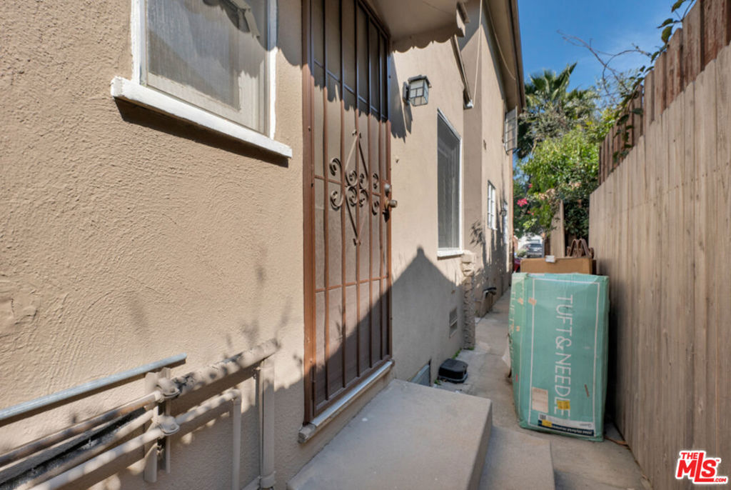 4316 Edenhurst Avenue Property Photo 7