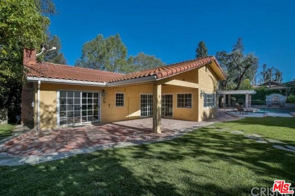 4949 Palomar Drive Property Photo 4