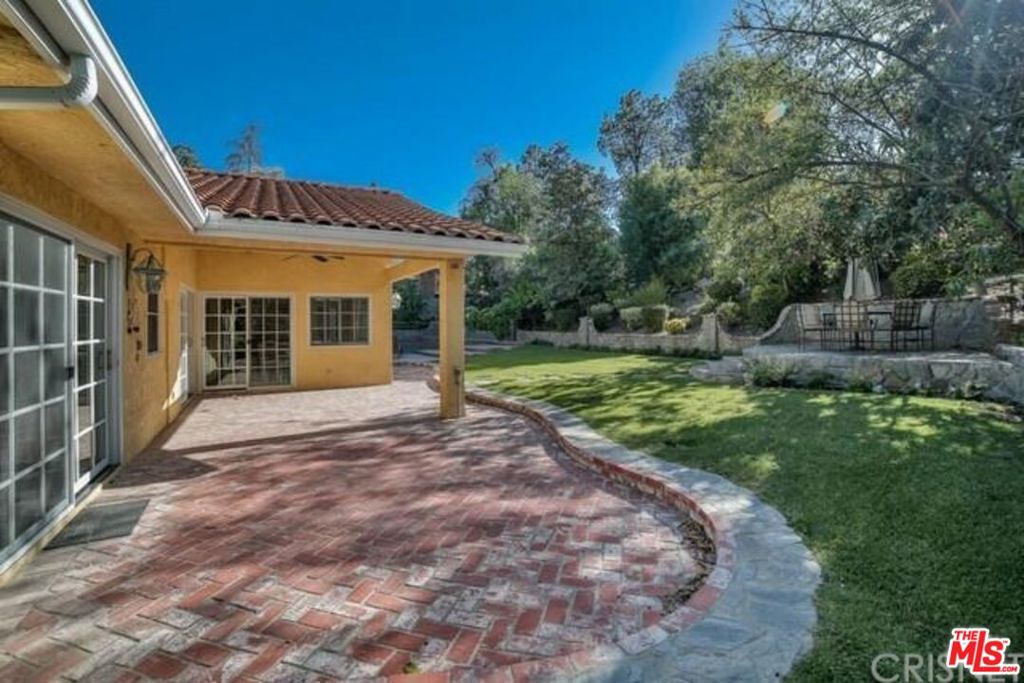 4949 Palomar Drive Property Photo 5