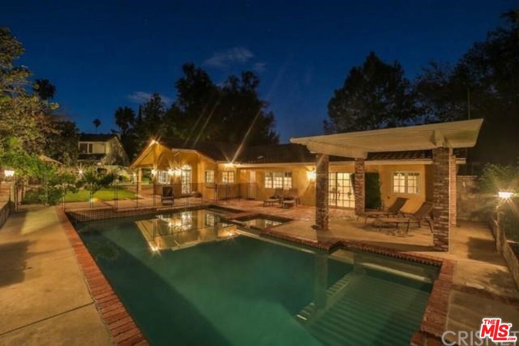 4949 Palomar Drive Property Photo 8