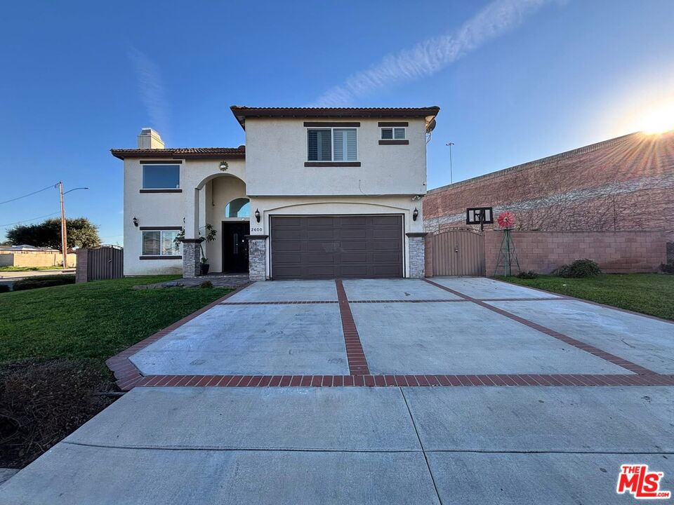 2600 W Picadilly Way Property Photo 1