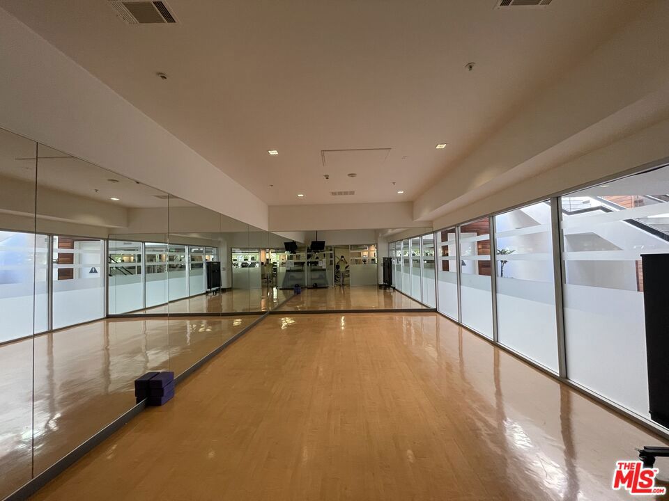 1234 Wilshire Boulevard 235 Property Photo 22