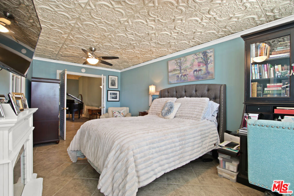 1644 N Wilmington Boulevard Property Photo 10