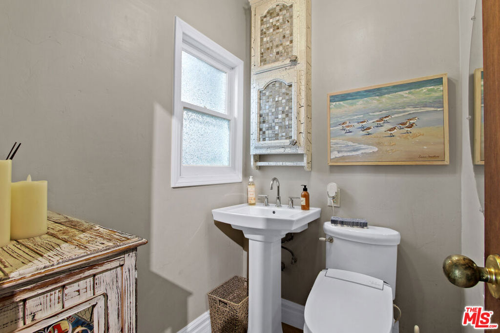 1644 N Wilmington Boulevard Property Photo 16