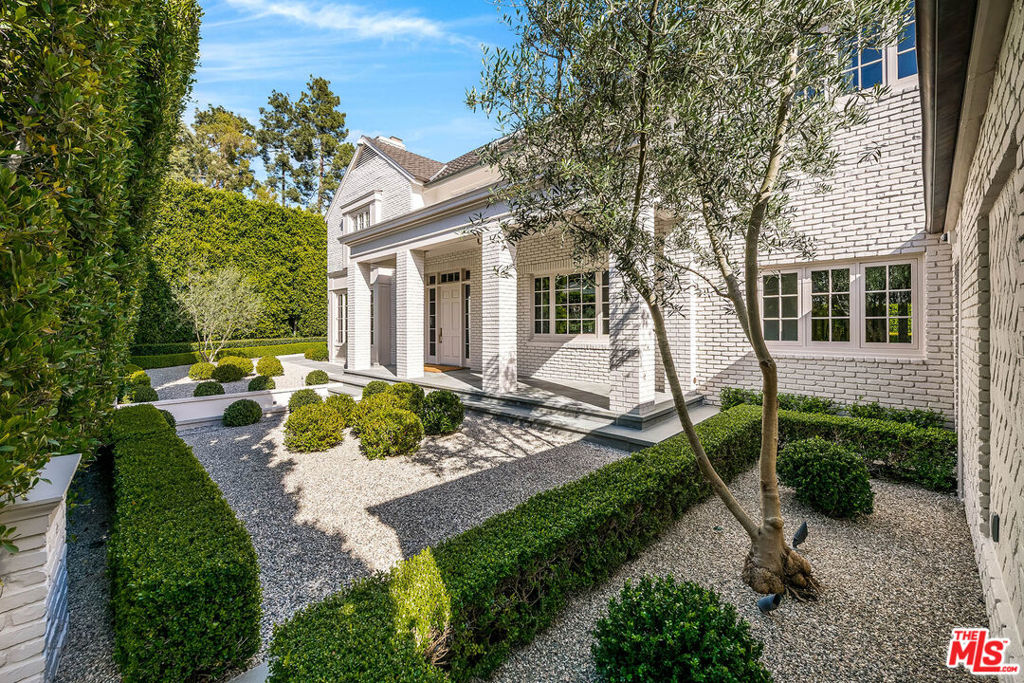 9551 Lime Orchard Road Property Photo 1