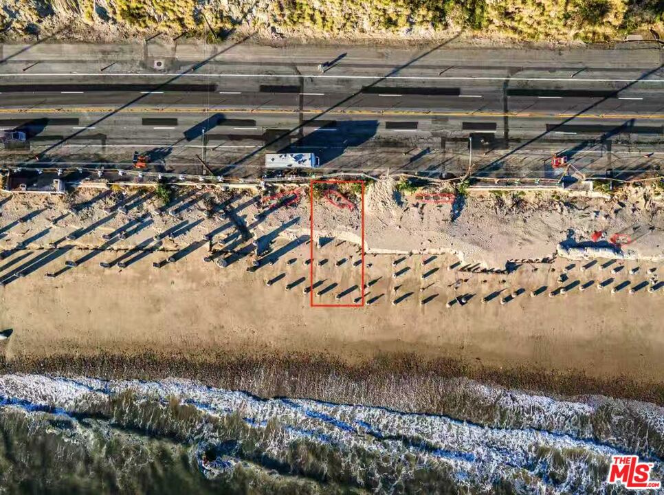 19050 Pacific Coast Highway Property Photo 2