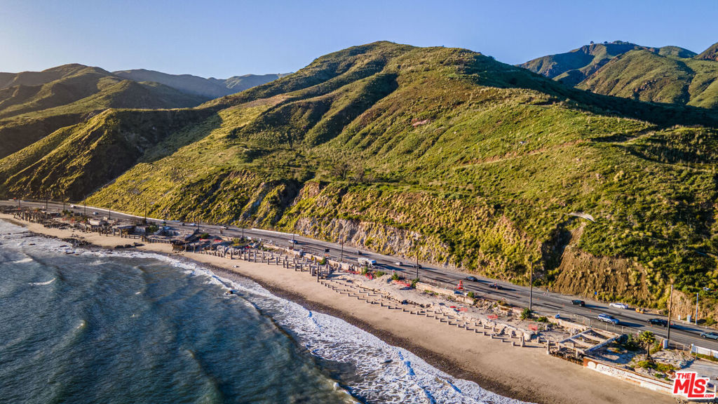 19050 Pacific Coast Highway Property Photo 6