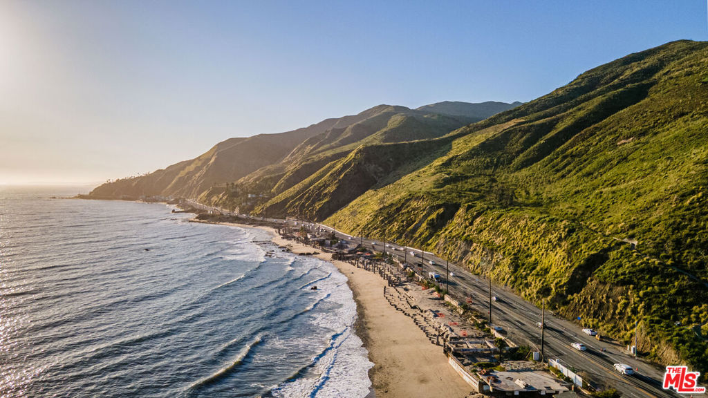 19050 Pacific Coast Highway Property Photo 7