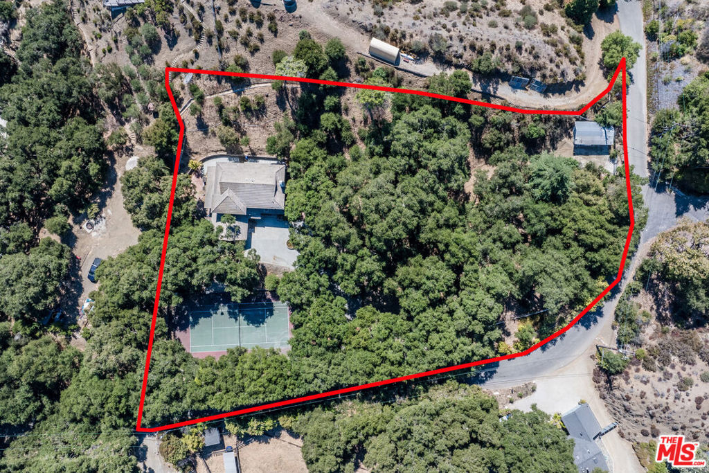 730 Crater Camp Drive Property Photo 6