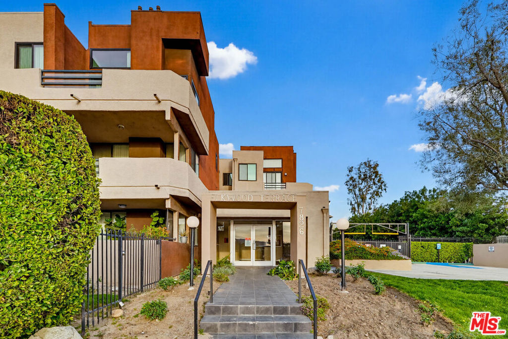 7826 Topanga Canyon Boulevard 210 Property Photo 73