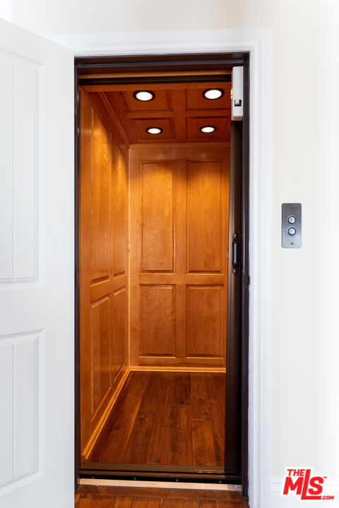 702 Pacific Ave. Property Photo 7