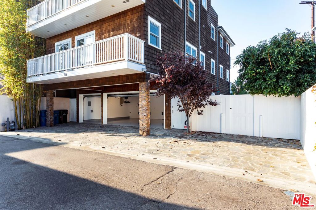702 Pacific Ave. Property Photo 45