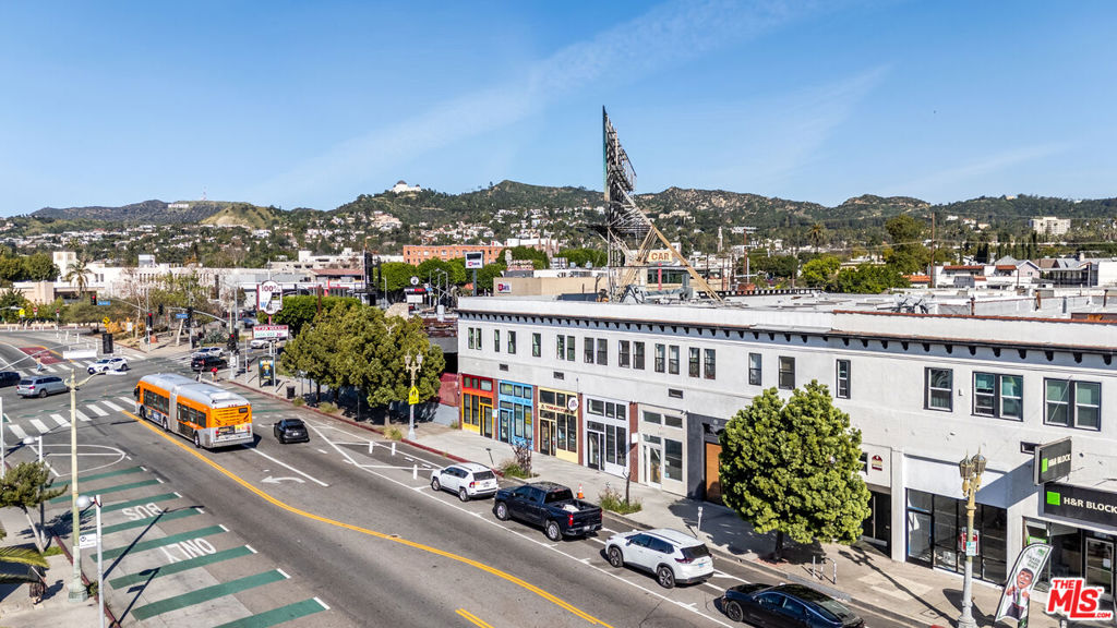4673 Hollywood Boulevard Property Photo 2