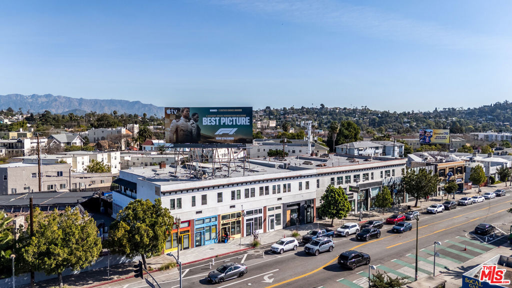 4673 Hollywood Boulevard Property Photo 3