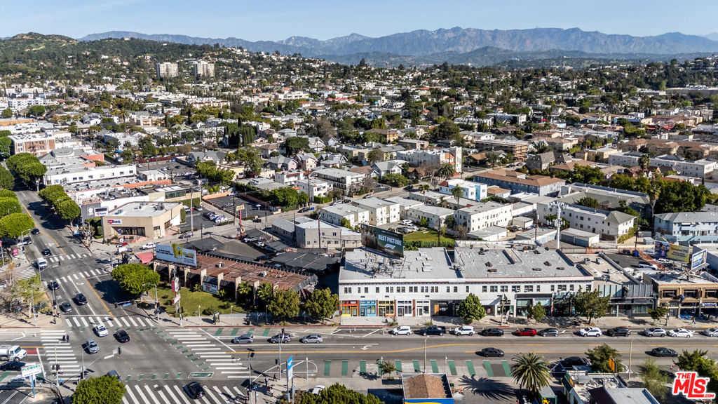 4673 Hollywood Boulevard Property Photo 8