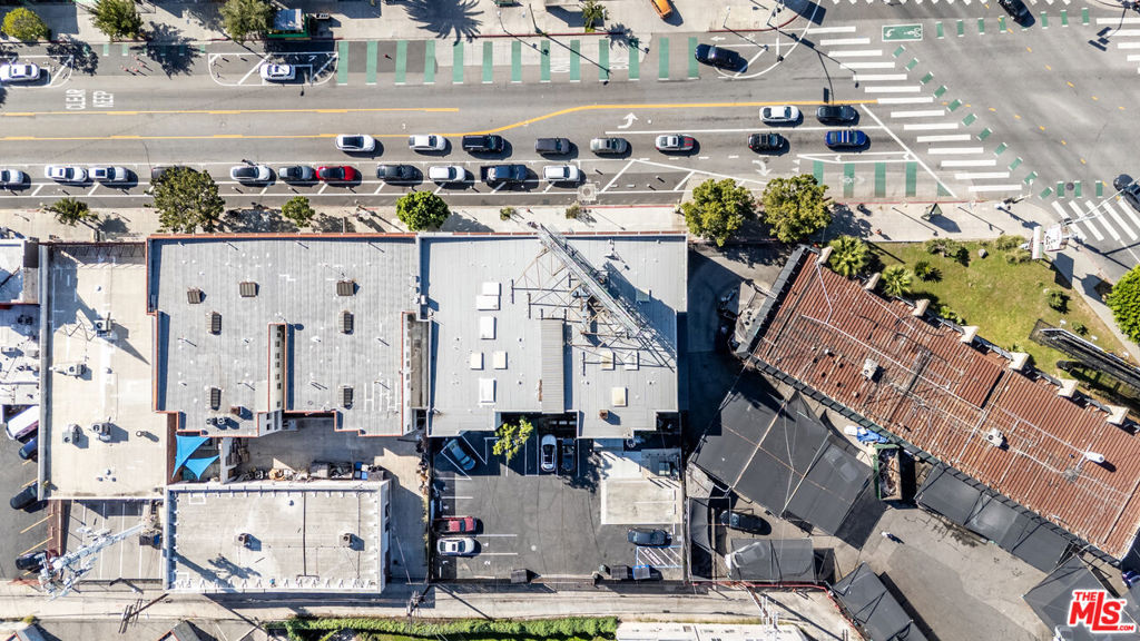 4673 Hollywood Boulevard Property Photo 11
