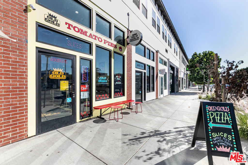 4673 Hollywood Boulevard Property Photo 16