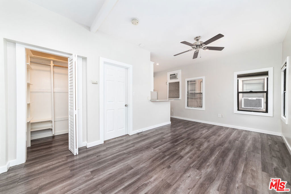 4673 Hollywood Boulevard Property Photo 20
