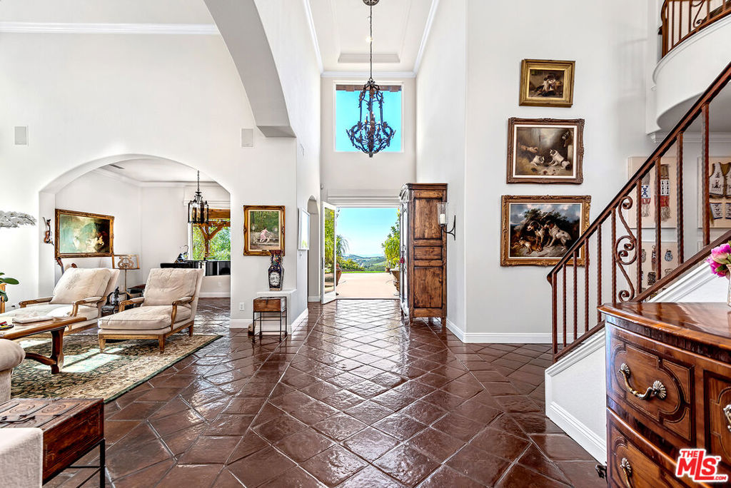 8018 Balcom Canyon Road Property Photo 10