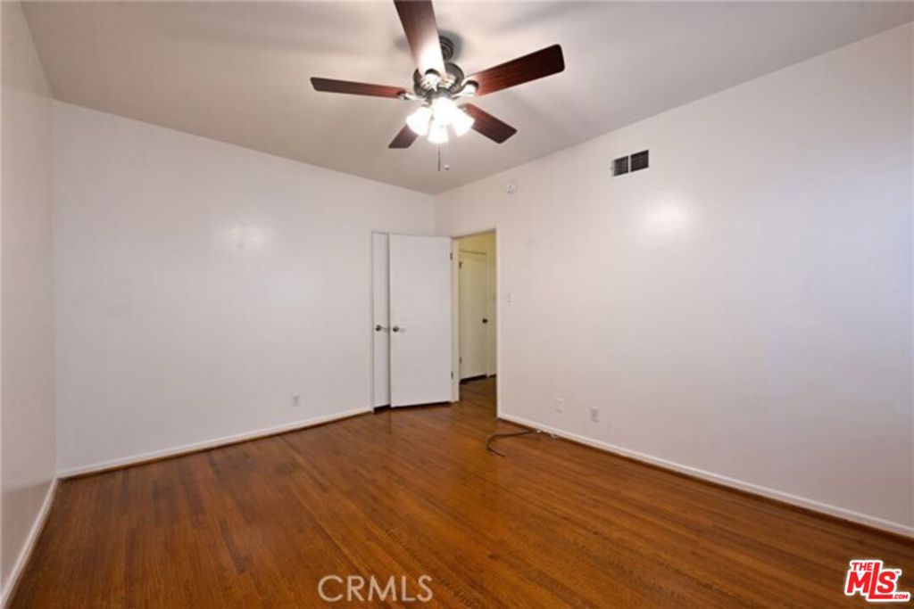 149 S Crescent Drive C Property Photo 7