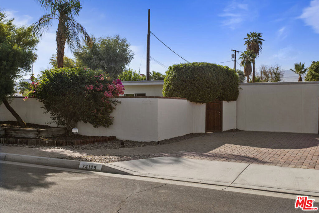 74125 San Marino Way Property Photo 13