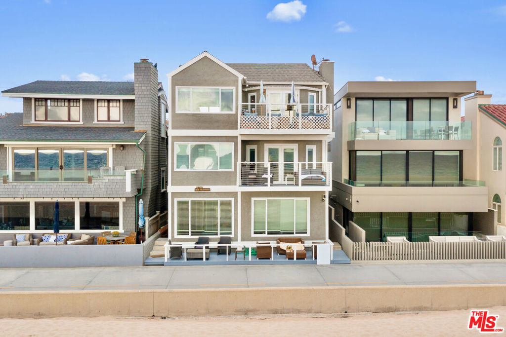 1836 The Strand Property Photo 3