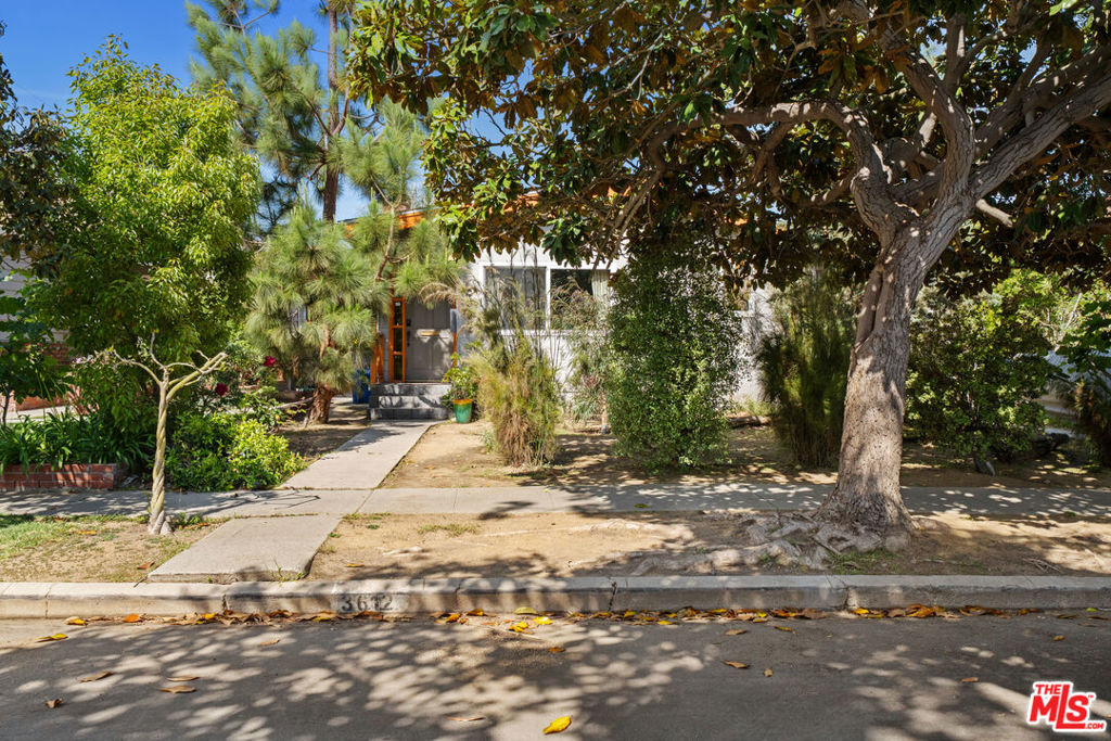 3612 Greenwood Avenue Property Photo 13