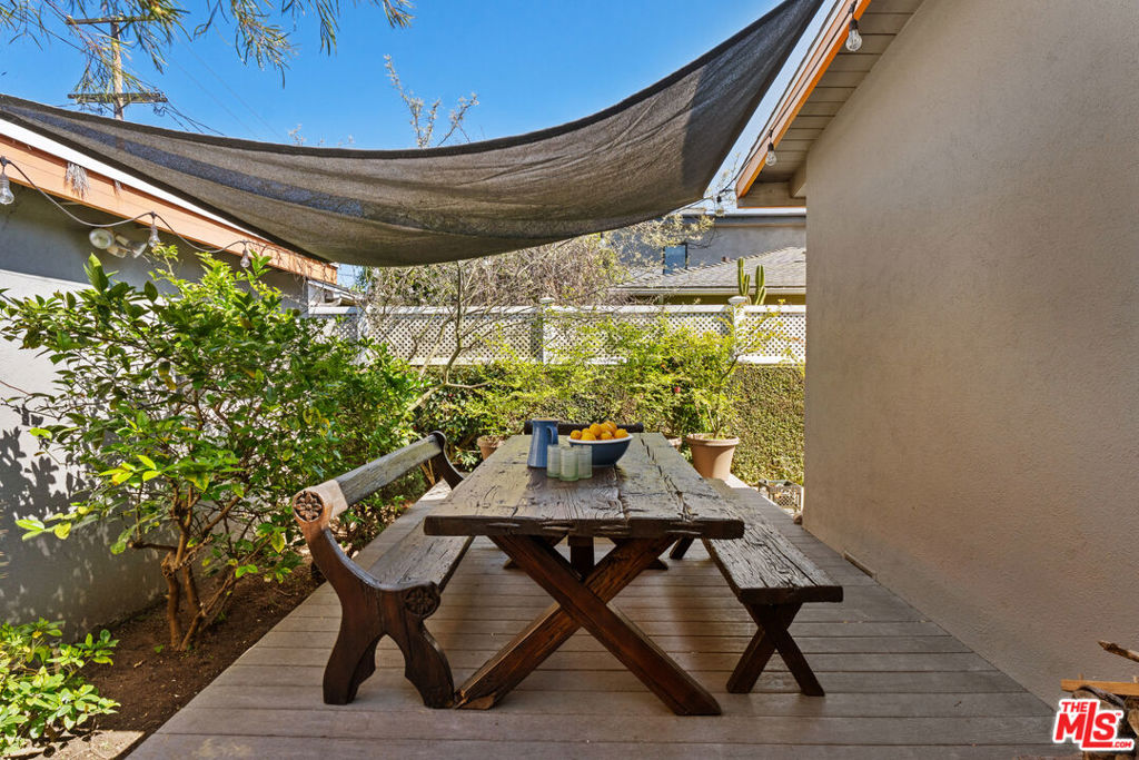 3612 Greenwood Avenue Property Photo 14