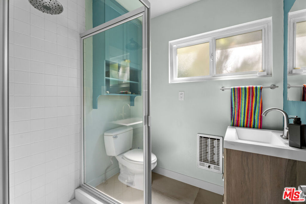3612 Greenwood Avenue Property Photo 20