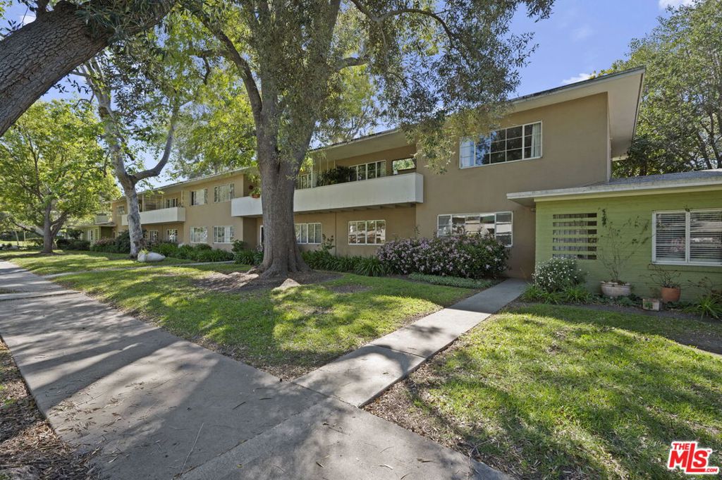 5345 Village Green Property Photo 3