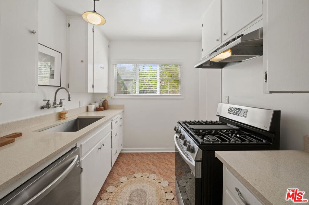 5345 Village Green Property Photo 17