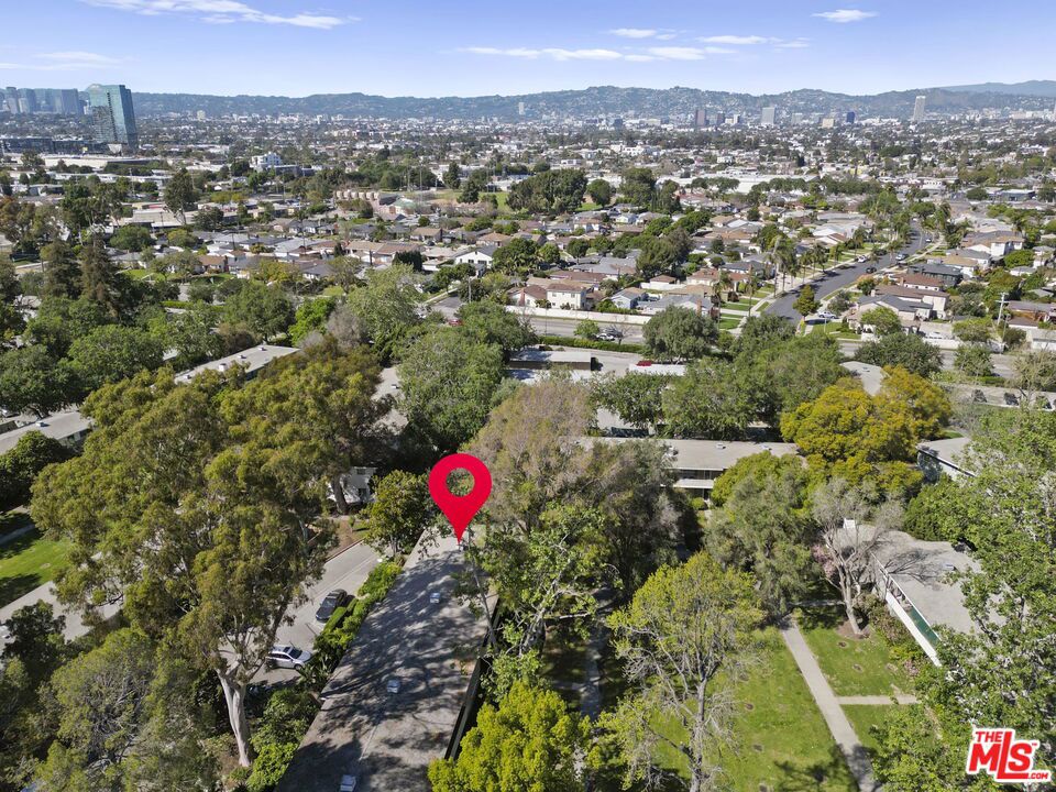5345 Village Green Property Photo 31