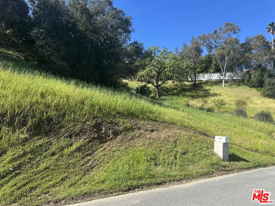 3010 Foothill