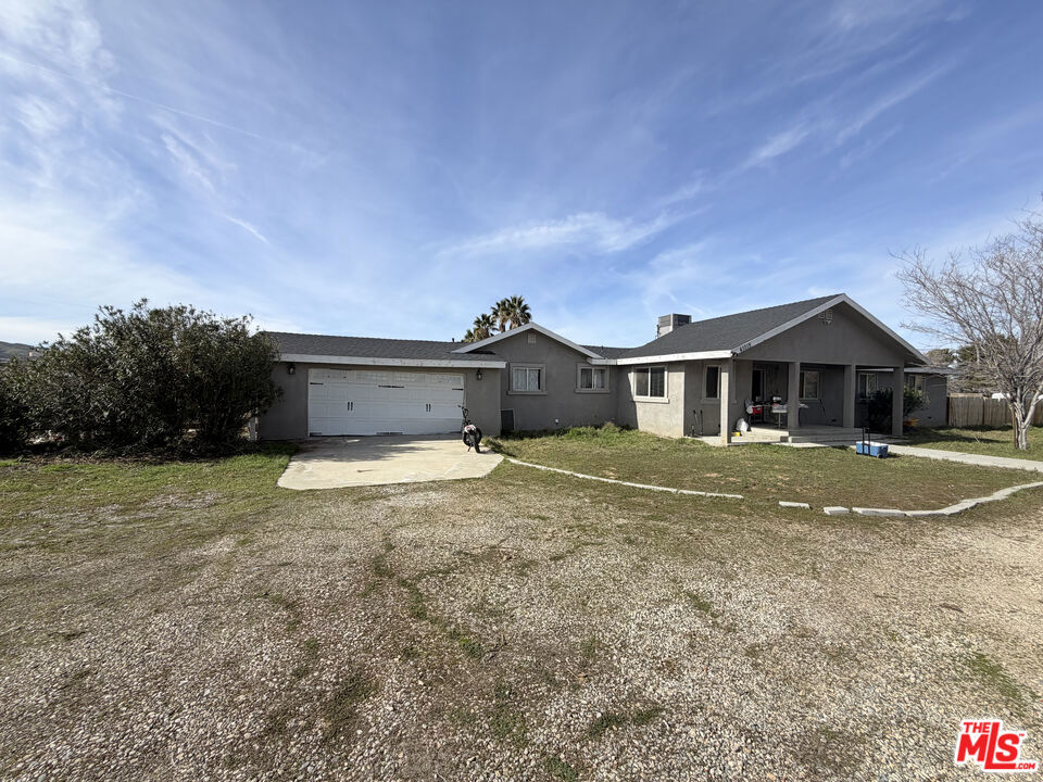 41015 36th W Street Property Photo 1
