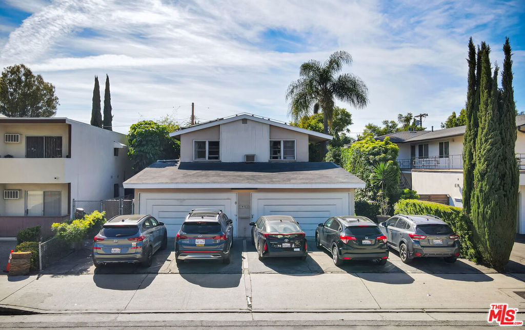 14722 Magnolia Boulevard Property Photo 1