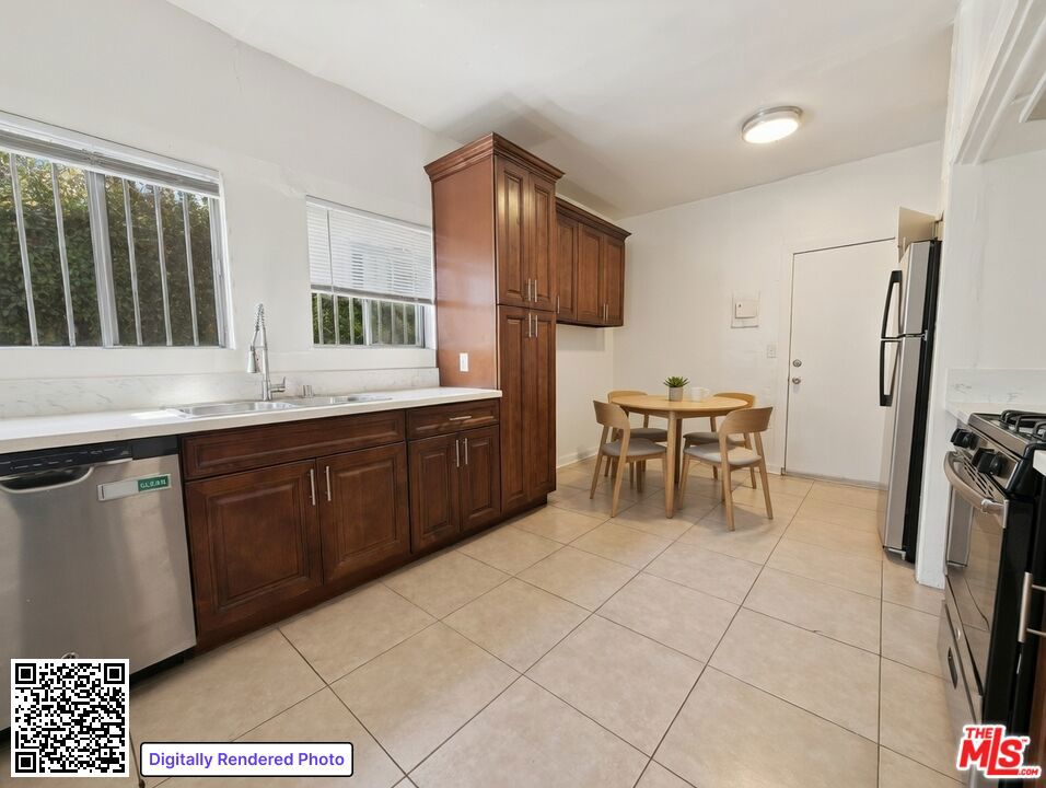 2611 W Orchard Avenue 2611 Property Photo 8