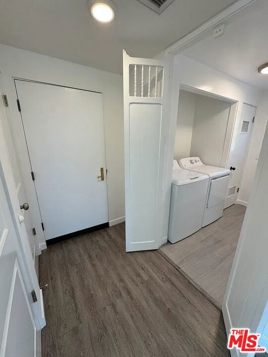 733 Huntley Drive Property Photo 12