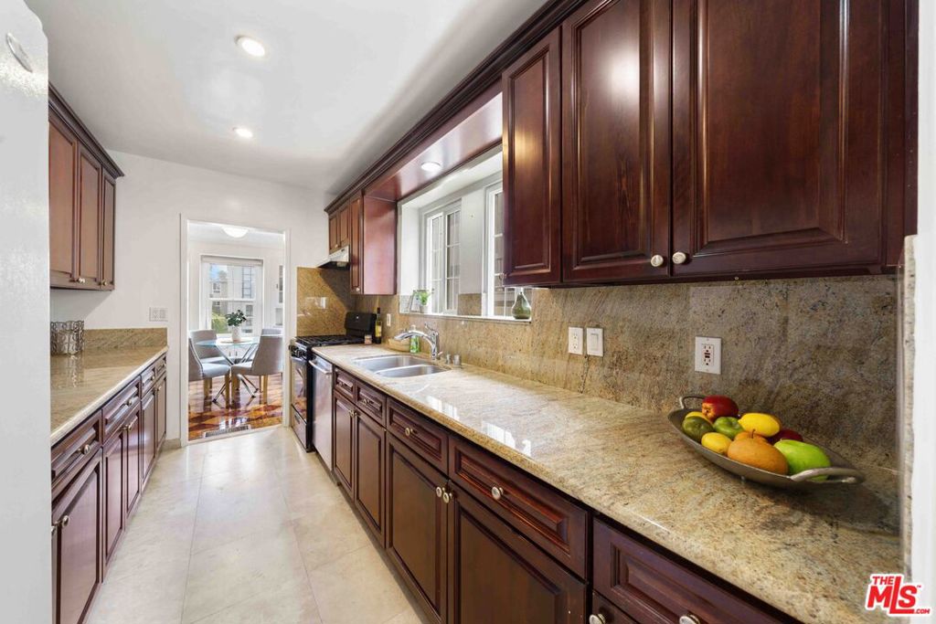 865 S Lucerne Boulevard Property Photo 14