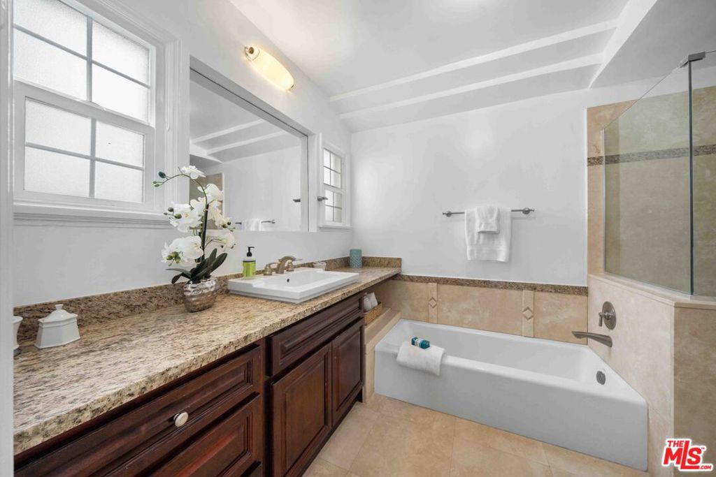 865 S Lucerne Boulevard Property Photo 23