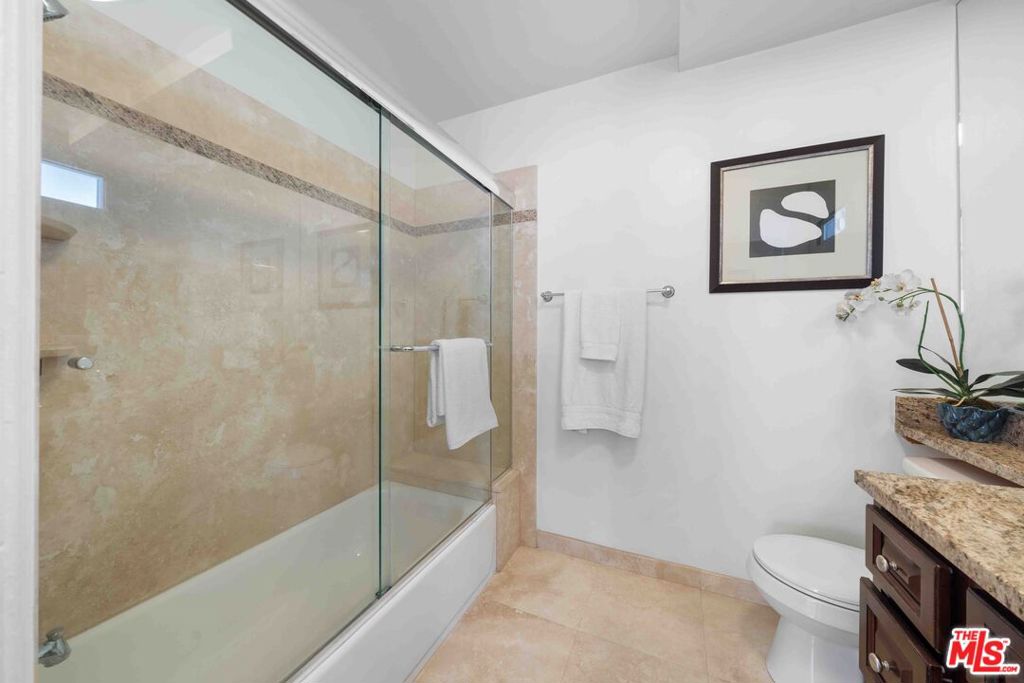 865 S Lucerne Boulevard Property Photo 28