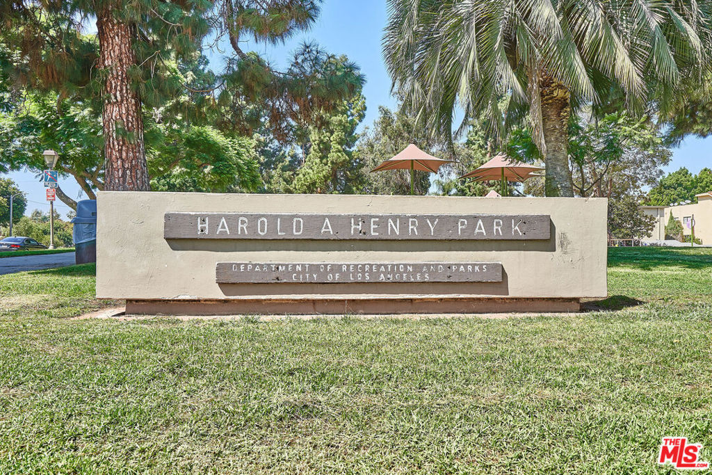 865 S Lucerne Boulevard Property Photo 69