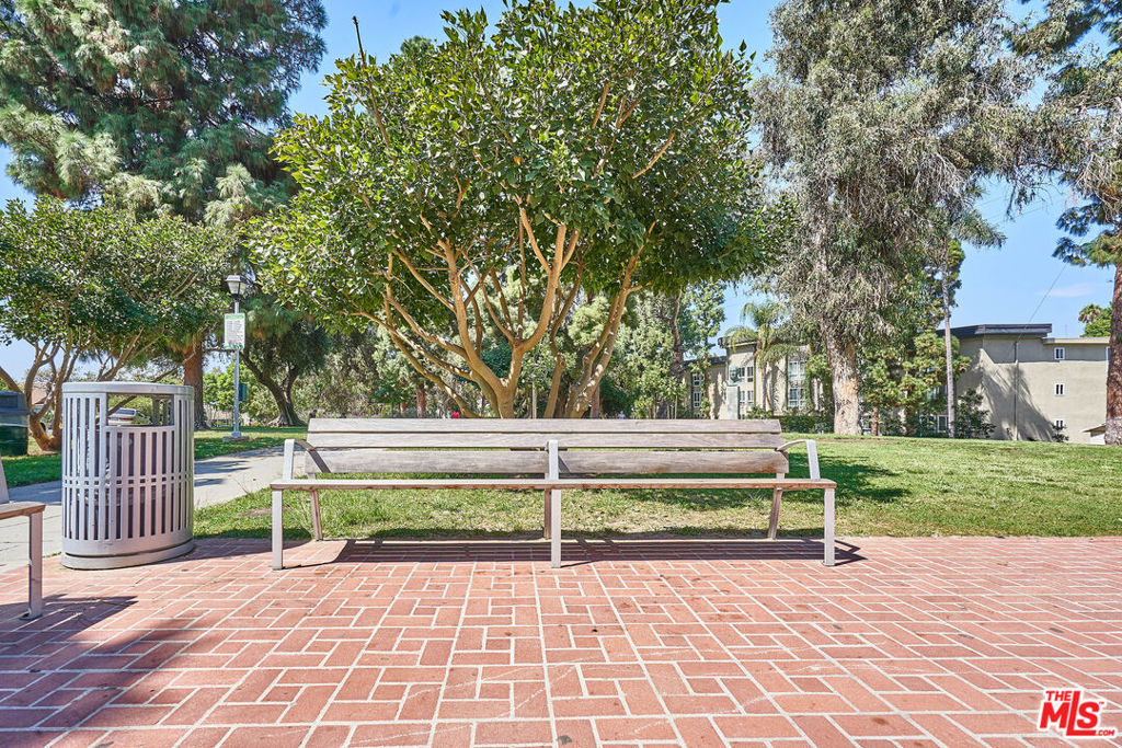 865 S Lucerne Boulevard Property Photo 74