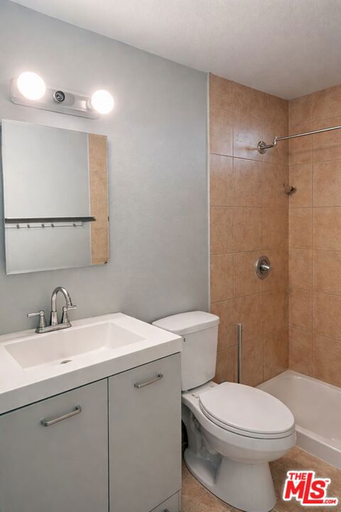 6831 Juniper Avenue Property Photo 5